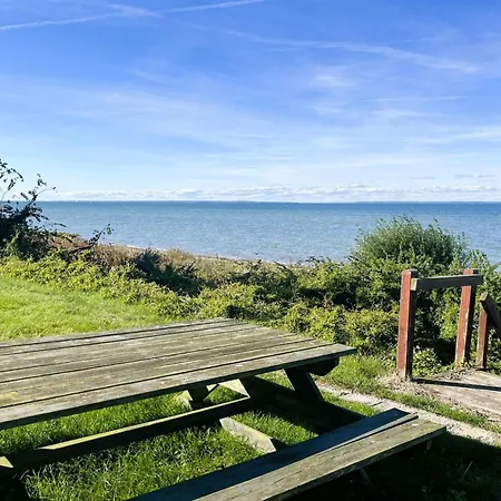 Sada - 30m From The Sea By Interhome *