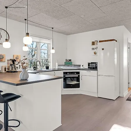 Sada - 30m From The Sea By Interhome Сasa de vacaciones *